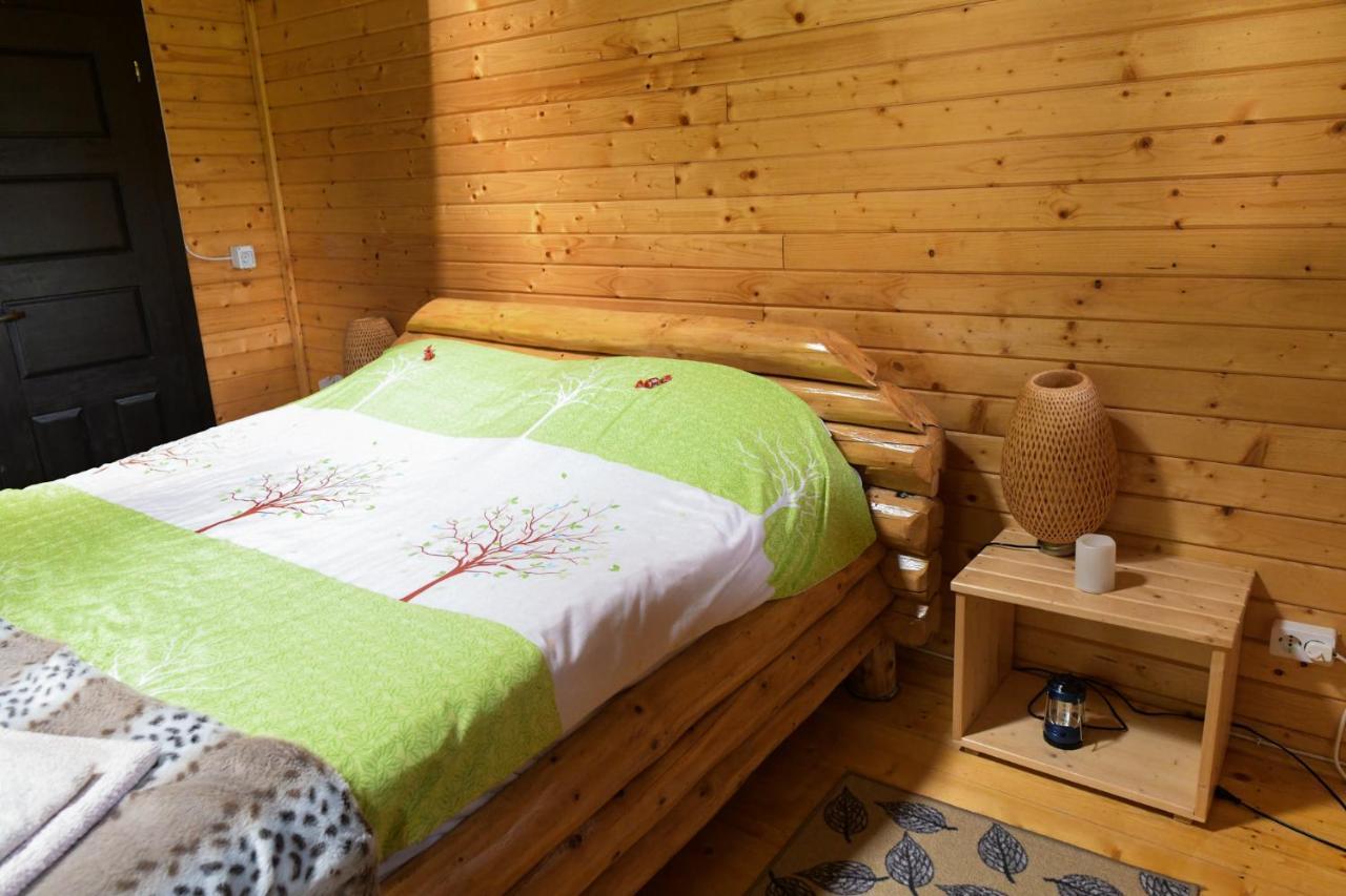 Cuibul Vulturilor - Casuta In Copac Villa Moisei Luaran gambar